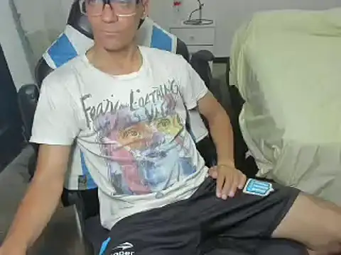 guachin hunk online show from December 2024 03:56:02 AM