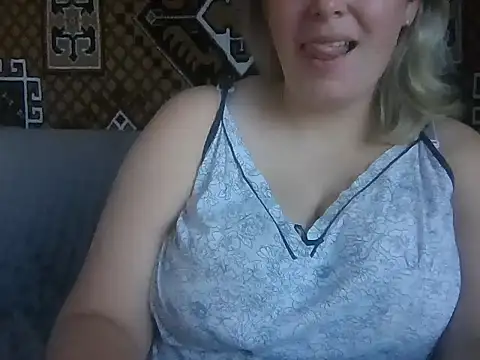 Diana Britt online show from September 2025 05:19:02 AM