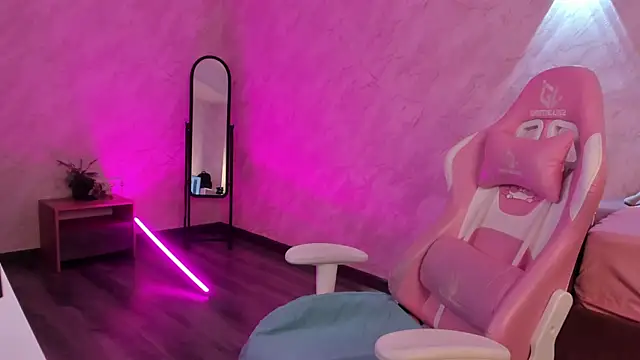 gentle muse online show from February 2026 12:07:01 AM