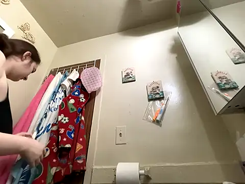 Snowbunnycake 131 online show from December 2025 06:10:01 AM