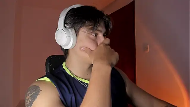 Snapshot of Giordano_Russo chatting on November 2025 04:35:01 AM Giordano Russo online show from November 2025 04:35:01 AM