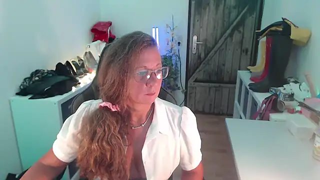 GeilesLuder75 online show from June 2026 06:34:02 PM