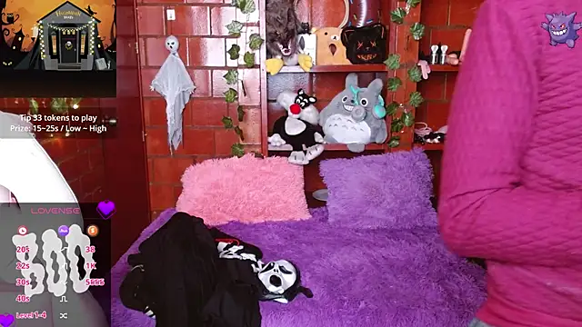 MidoriQuiinn online show from October 2025 02:19:01 PM