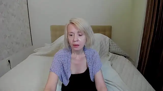 aminalive online show from March 2025 10:10:02 PM