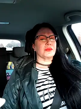 x  KHALEESI  x online show from February 2025 03:19:01 PM