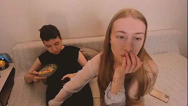 secret dreams   online show from February 2026 07:09:02 PM