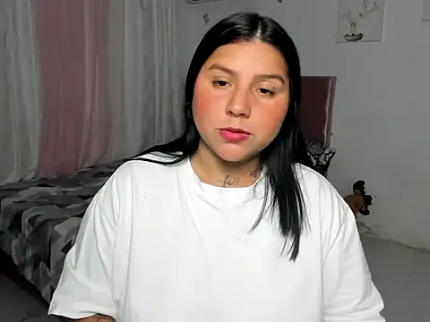 Snapshot of venuxwilliam chatting on November 2025 01:08:02 AM venuxwilliam online show from November 2025 01:08:02 AM