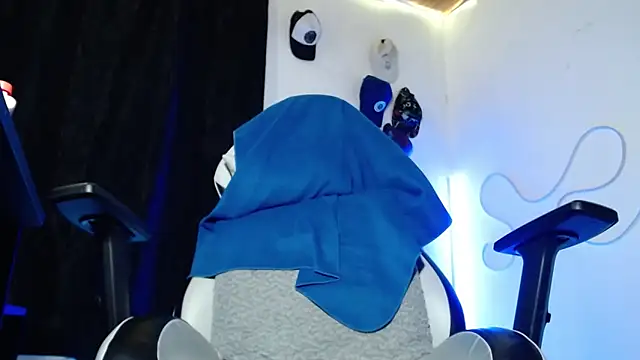 sebastian horny online show from February 2026 03:54:01 AM