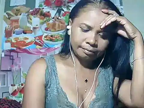 Hyncam online show from February 2025 03:25:02 PM