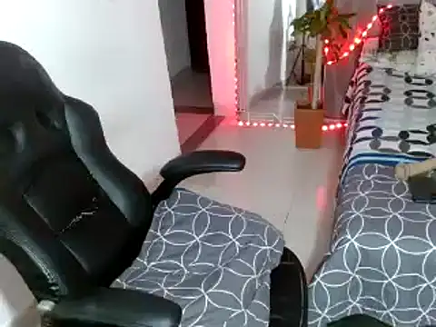 Ariana girlhots online show from March 2025 07:31:02 AM