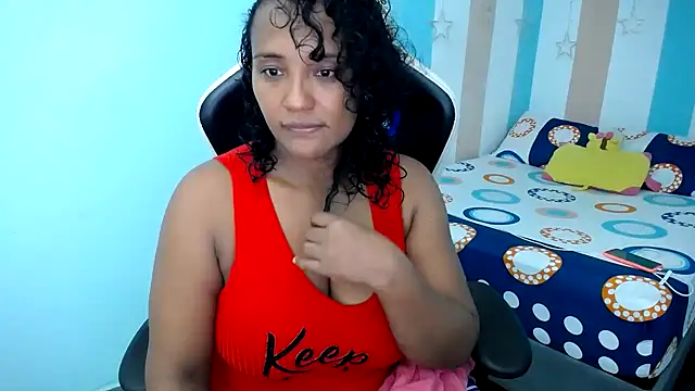 Snapshot of marysol83 chatting on November 2025 01:05:02 AM marysol83 online show from November 2025 01:05:02 AM