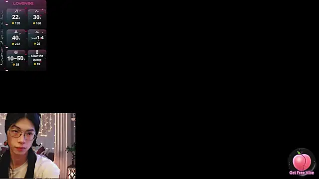 Snapshot of CrytinaSissyCrossdress chatting on April 2026 11:34:01 AM CrytinaSissyCrossdress online show from April 2026 11:34:01 AM