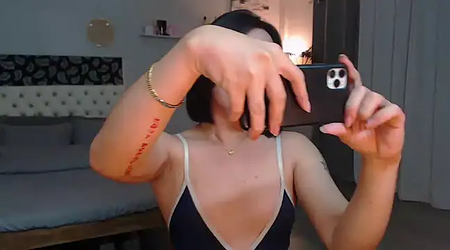 Sexysafarahh online show from February 2025 03:18:02 AM