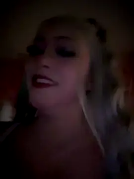 seraphine23 online show from November 2025 09:24:02 PM