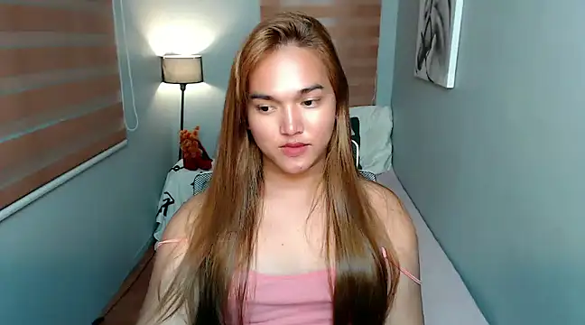 Snapshot of MoaningKylie chatting on December 2024 03:54:02 PM MoaningKylie online show from December 2024 03:54:02 PM