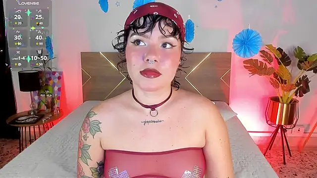 Snapshot of Amy_art chatting on June 2026 08:25:02 PM Amy art online show from June 2026 08:25:02 PM