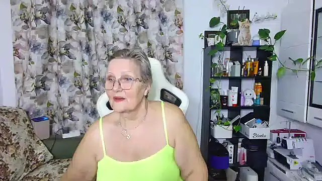 Selenna57 online show from February 2025 06:36:02 PM