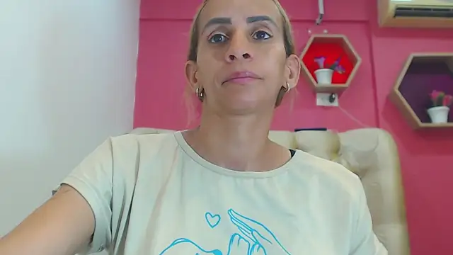 Amber Moore online show from February 2026 07:43:01 PM