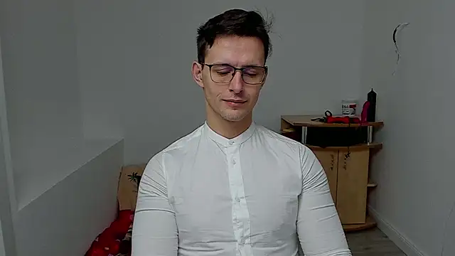 sexxymuscles4u online show from January 2025 10:03:01 AM