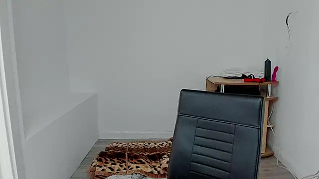 sexxymuscles4u online show from January 2025 07:47:02 AM