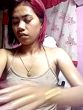 Snapshot of Cutie_body11 chatting on April 2026 11:36:02 AM Cutie body11 online show from April 2026 11:36:02 AM