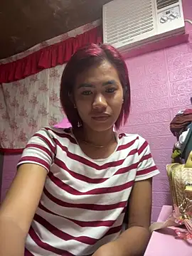 Snapshot of Cutie_body11 chatting on May 2026 06:08:01 AM Cutie body11 online show from May 2026 06:08:01 AM