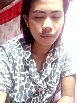 Snapshot of Cutie_body11 chatting on May 2026 12:15:02 AM Cutie body11 online show from May 2026 12:15:02 AM