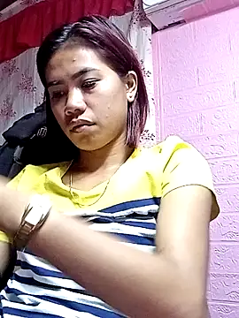 Snapshot of Cutie_body11 chatting on May 2026 12:41:02 AM Cutie body11 online show from May 2026 12:41:02 AM