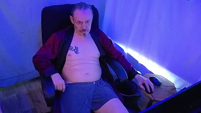 Snapshot of Richy__Rich_ chatting on May 2026 12:05:01 AM Richy Rich online show from May 2026 12:05:01 AM