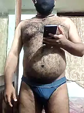 MalluBoyForGirls online show from November 2025 01:11:02 PM