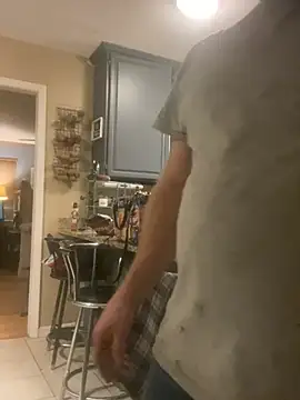 Snapshot of smokeymt420 chatting on January 2025 05:31:01 AM smokeymt420 online show from January 2025 05:31:01 AM