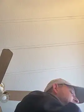 smokeymt420 online show from December 2025 06:34:01 PM