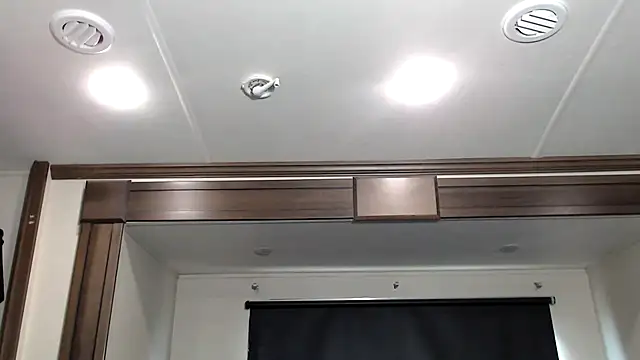 ThickD2C online show from November 2025 06:04:02 PM