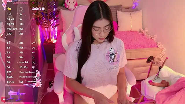 shanon- online show from February 2026 08:57:02 PM