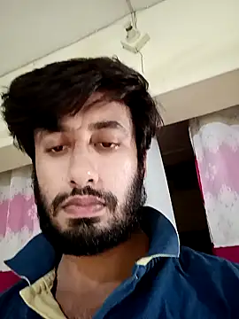 Snapshot of SimplyKarthik09 chatting on January 2025 08:04:02 PM SimplyKarthik09 online show from January 2025 08:04:02 PM