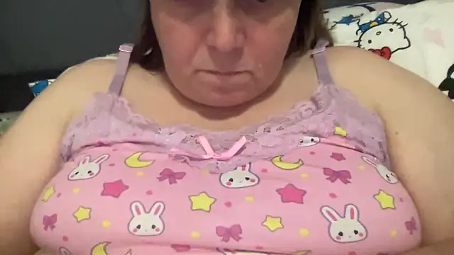Snapshot of ParisNova chatting on April 2026 04:04:02 PM ParisNova online show from April 2026 04:04:02 PM