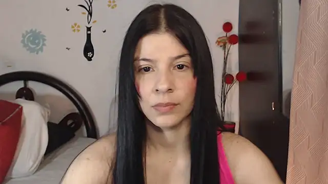 Snapshot of Estefani_32 chatting on October 2025 02:59:02 PM Estefani 32 online show from October 2025 02:59:02 PM