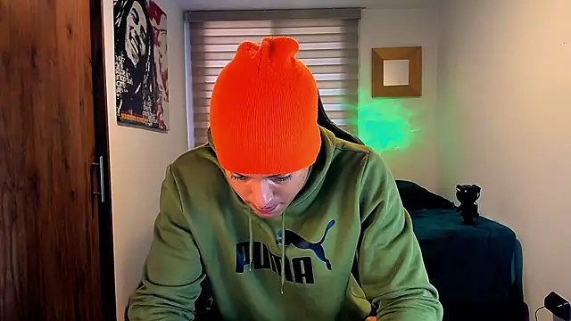 Snapshot of Liam_V chatting on January 2025 12:35:01 PM Liam V online show from January 2025 12:35:01 PM