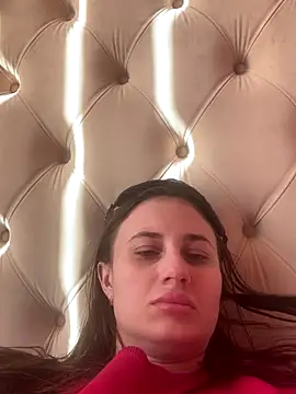 Flossy Vettie online show from October 2025 12:50:01 PM