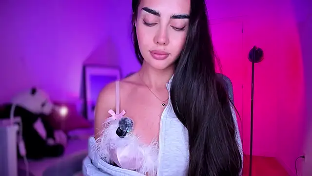 Lil Gabby online show from November 2025 07:56:01 PM