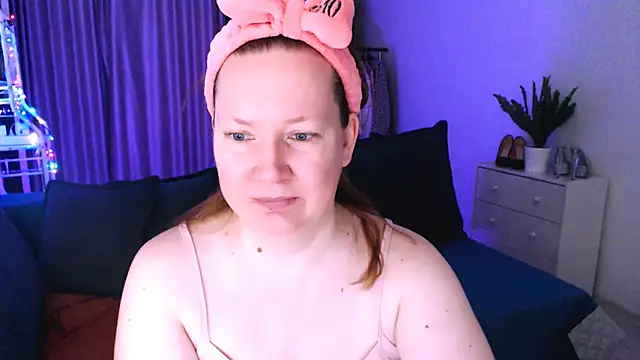 GoddessLara online show from January 2025 01:19:01 AM