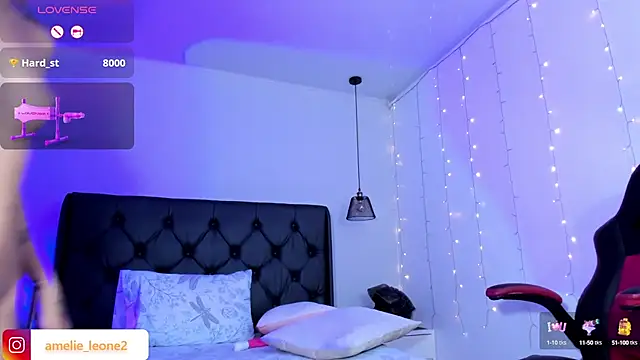 Snapshot of AMELIELEONE chatting on February 2025 03:42:01 PM AMELIELEONE online show from February 2025 03:42:01 PM