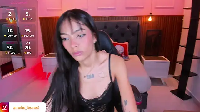 Snapshot of AMELIELEONE chatting on November 2025 12:59:03 PM AMELIELEONE online show from November 2025 12:59:03 PM