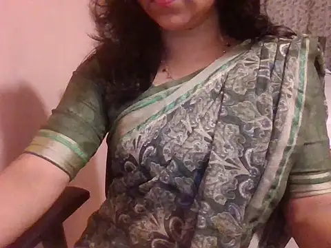 Pinky 4 online show from November 2025 02:17:01 PM