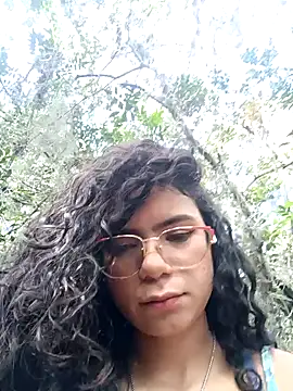 Snapshot of Simone_Miller chatting on February 2025 01:06:01 PM Simone Miller online show from February 2025 01:06:01 PM