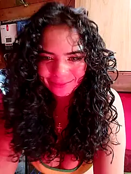 Snapshot of Simone_Miller chatting on March 2025 06:22:02 PM Simone Miller online show from March 2025 06:22:02 PM