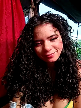 Snapshot of Simone_Miller chatting on March 2025 09:27:02 PM Simone Miller online show from March 2025 09:27:02 PM