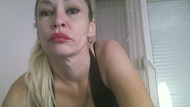 EvaaMina online show from December 2024 11:15:01 AM