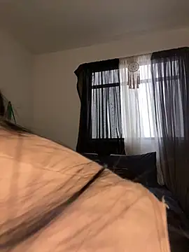 trianawhite online show from November 2025 03:23:01 PM