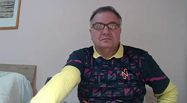 Snapshot of YOU6me chatting on February 2025 06:49:02 PM YOU6me online show from February 2025 06:49:02 PM